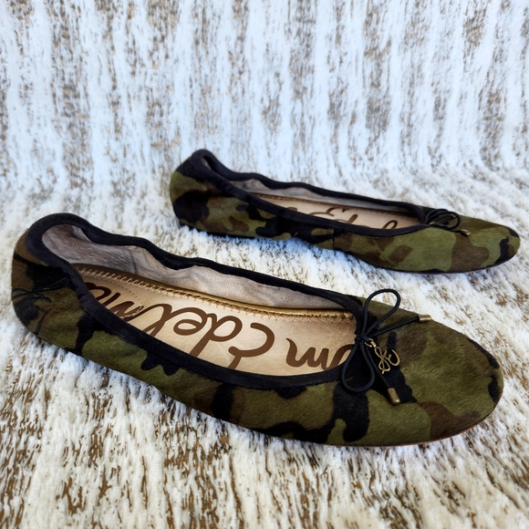 Sam Edelman "Felicia" Calf Hair Green Camo Ballet Flats | Women's Size 7.5 - Picture 7 of 12